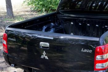 Накладка на задний откидной борт Русская Артель Mitsubishi L200 5 KK,KL дорестайлинг (2015-2019)