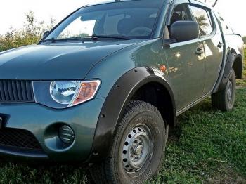 9 849 р. Расширители колесных арок Mitsubishi L200 2007-2010 глянец (под покраску) Русская Артель rml-005300  с доставкой в г. Воронеж. Увеличить фотографию 1