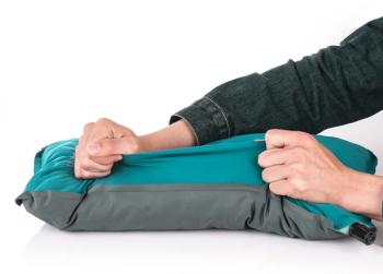 1 399 р. Подушка самонадувающаяся Naturehike 46х27х9,5 см, голубая Naturehike nh17a001-l-lb  с доставкой в г. Воронеж. Увеличить фотографию 4