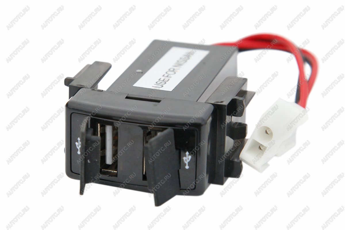 1 269 р. Розетка USB 3,1A для Nissan 35x13 РИФ rif22-4-1013100  с доставкой в г. Воронеж