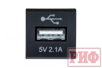 1 239 р. Розетка USB 2,1A для Toyota 22x22 РИФ rif22-4-1014300  с доставкой в г. Воронеж. Увеличить фотографию 2