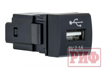 1 239 р. Розетка USB 2,1A для Toyota 22x22 РИФ rif22-4-1014300  с доставкой в г. Воронеж. Увеличить фотографию 1