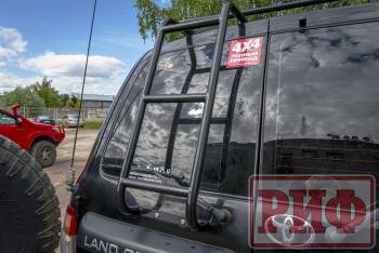 6 539 р. Лестница РИФ для Toyota Land Cruiser 105  rif105-60000  с доставкой в г. Воронеж. Увеличить фотографию 16