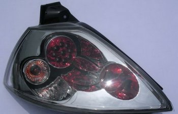 15 649 р. MEGANE ФОНАРЬ ЗАДН ВНЕШН Л+П (КОМПЛЕКТ) ТЮНИНГ (ХЭТЧБЭК) ПРОЗРАЧ ХРУСТАЛ С ДИОД ВНУТРИ ХРОМ BODYPARTS rnmeg03-740h-n  с доставкой в г. Воронеж. Увеличить фотографию 1
