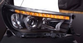 39 899 р. HILUX ФАРА Л+П (КОМПЛЕКТ) ЛИНЗОВАН , П КОРРЕКТОР , ДИОД , С БЕГУЩИЙ УК.ПОВОР , ВНУТРИ ЧЕРН ТЮНИНГ (SONAR) SONAR tyhix15-003-n  с доставкой в г. Воронеж. Увеличить фотографию 1