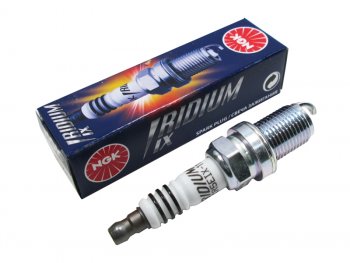 1 649 р. Свеча зажигания HYUNDAIKIALADA 21101112GRANTAKALINAHONDANISSANTOYOTA 1ZZFE,1NZFXE,3RZFE NGK BKR5EIX-11  с доставкой в г. Воронеж. Увеличить фотографию 1