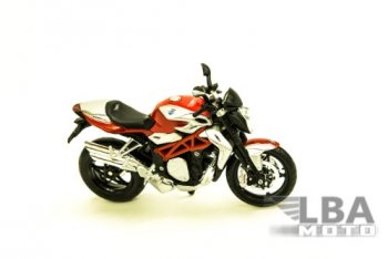 1 599 р. Модель мотоцикла MV Agusta Brutale 1090RR Красного цвета масштаб 112  пм-00002229  с доставкой в г. Воронеж. Увеличить фотографию 1