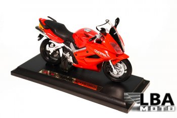 1 299 р. Модель мотоцикла Honda VFR800 Красного цвета масштаб 1 18  пм-00002243  с доставкой в г. Воронеж. Увеличить фотографию 1