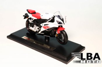 1 299 р. Модель мотоцикла Yamaha YZF-R6 Бело-Красного цвета масштаб 118  пм-00002246  с доставкой в г. Воронеж. Увеличить фотографию 1