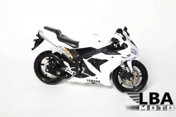 1 599 р. Модель мотоцикла Yamaha YZF-R1 04-06 Белого цвета масштаб 112  лб-00000320  с доставкой в г. Воронеж. Увеличить фотографию 1