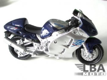 1 599 р. Модель мотоцикла Suzuki GSX-R1300 Синего цвета масштаб 112  пм-00002483  с доставкой в г. Воронеж. Увеличить фотографию 1