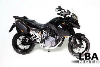 1 599 р. Модель мотоцикла KTM 990SM Черного цвета масштаб 112  пм-00002497  с доставкой в г. Воронеж. Увеличить фотографию 1