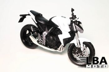 1 599 р. Модель мотоцикла Honda CB 1000R Hi-Res Белого цвета масштаб 112  пм-00000840  с доставкой в г. Воронеж. Увеличить фотографию 1
