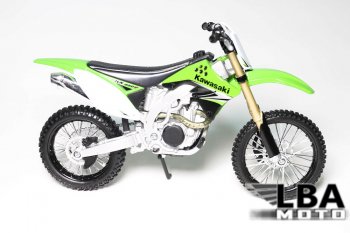 1 599 р. Модель мотоцикла Kawasaki KX-450F Зеленого цвета масштаб 112  пм-00004981  с доставкой в г. Воронеж. Увеличить фотографию 1