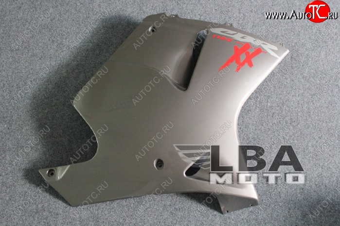 5 999 р. Правый боковой пластик для Honda CBR 1100 XX Без цвета  пм-00000411  с доставкой в г. Воронеж