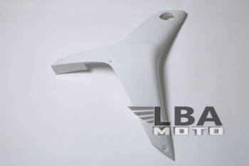 2 589 р. Правый средний боковой пластик для Honda CBR 600 RR 07-08 Без цвета  пм-00000328  с доставкой в г. Воронеж. Увеличить фотографию 1