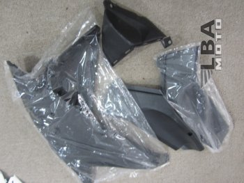 339 р. Внутренний пластик для Yamaha R1 00-01 Без цвета  пм-00000565  с доставкой в г. Воронеж. Увеличить фотографию 1