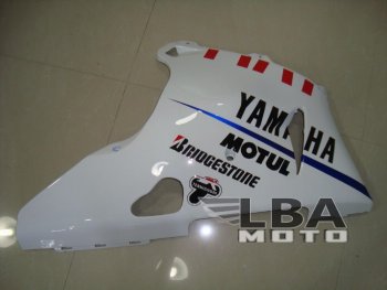 4 199 р. Правый нижний боковой пластик для Yamaha R1 98-99 Без цвета  пм-00000569  с доставкой в г. Воронеж. Увеличить фотографию 1