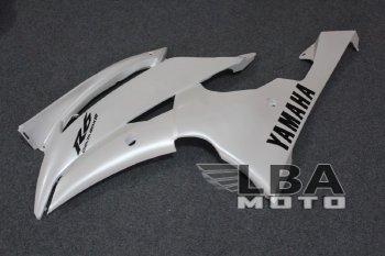 5 999 р. Левый нижний боковой пластик для Yamaha R6 08-14 Без цвета  пм-00000552  с доставкой в г. Воронеж. Увеличить фотографию 1