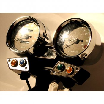 16 239 р. Приборная панель мотоцикла Yamaha XJR400 93-96  пм-00002373  с доставкой в г. Воронеж. Увеличить фотографию 1