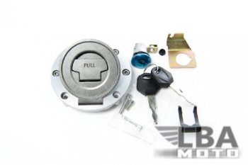 1 999 р. Горловина бака для Yamaha R1 02-11, R6 03-10, R6S 06-10, FZ6SN, XJ6, FZ6R,  FZ1S, FZ8, FAZER8, FJR1  пм-00006560  с доставкой в г. Воронеж. Увеличить фотографию 1