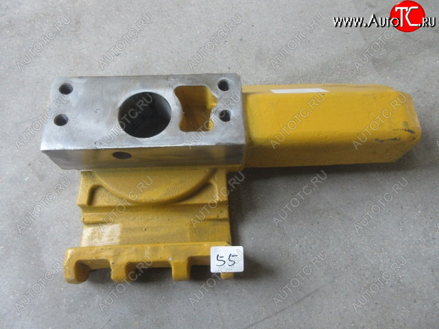 11 719 р. Опора направляющего колеса SD16 (кронштейн, суппорт) правая SHANTUI 16y-40-03400  с доставкой в г. Воронеж