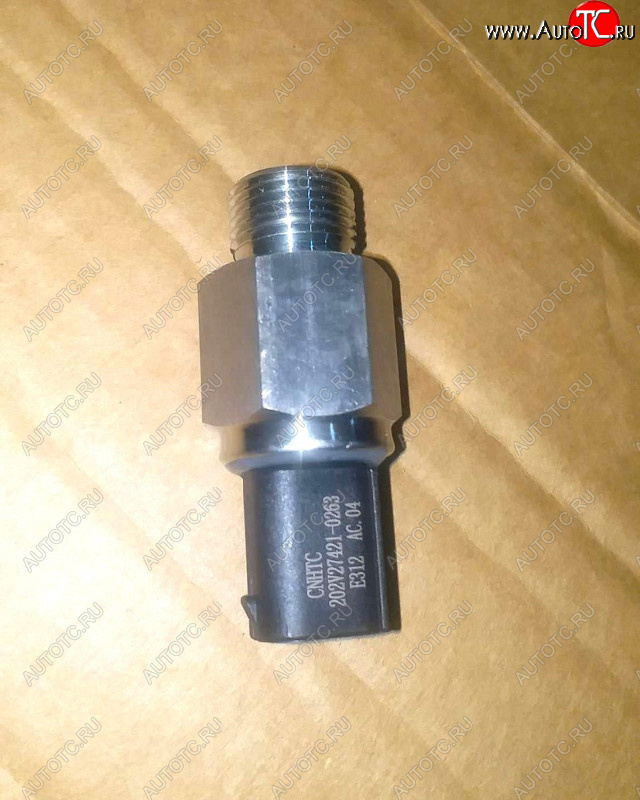 1 609 р. Датчик давления топлива в рампе SITRAK MC13, HOWO T5G SITRAK SITRAK 202v27421-0263  с доставкой в г. Воронеж