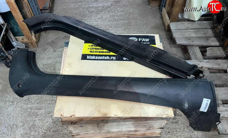 1 379 р. Обтекатель стойки лобового стекла (R,наружный) SHAANXI, X3000 DZ14251970020 SHACMAN dz14251970020  с доставкой в г. Воронеж