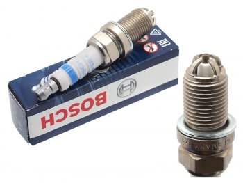 819 р. Свеча зажигания AUDI A3A4A6RENAULT LOGANDUSTER 04-SKODA OCTAVIA 04-RAPID 12-VW GOLFJETTA 05- BOSCH 0242232502  с доставкой в г. Воронеж. Увеличить фотографию 1