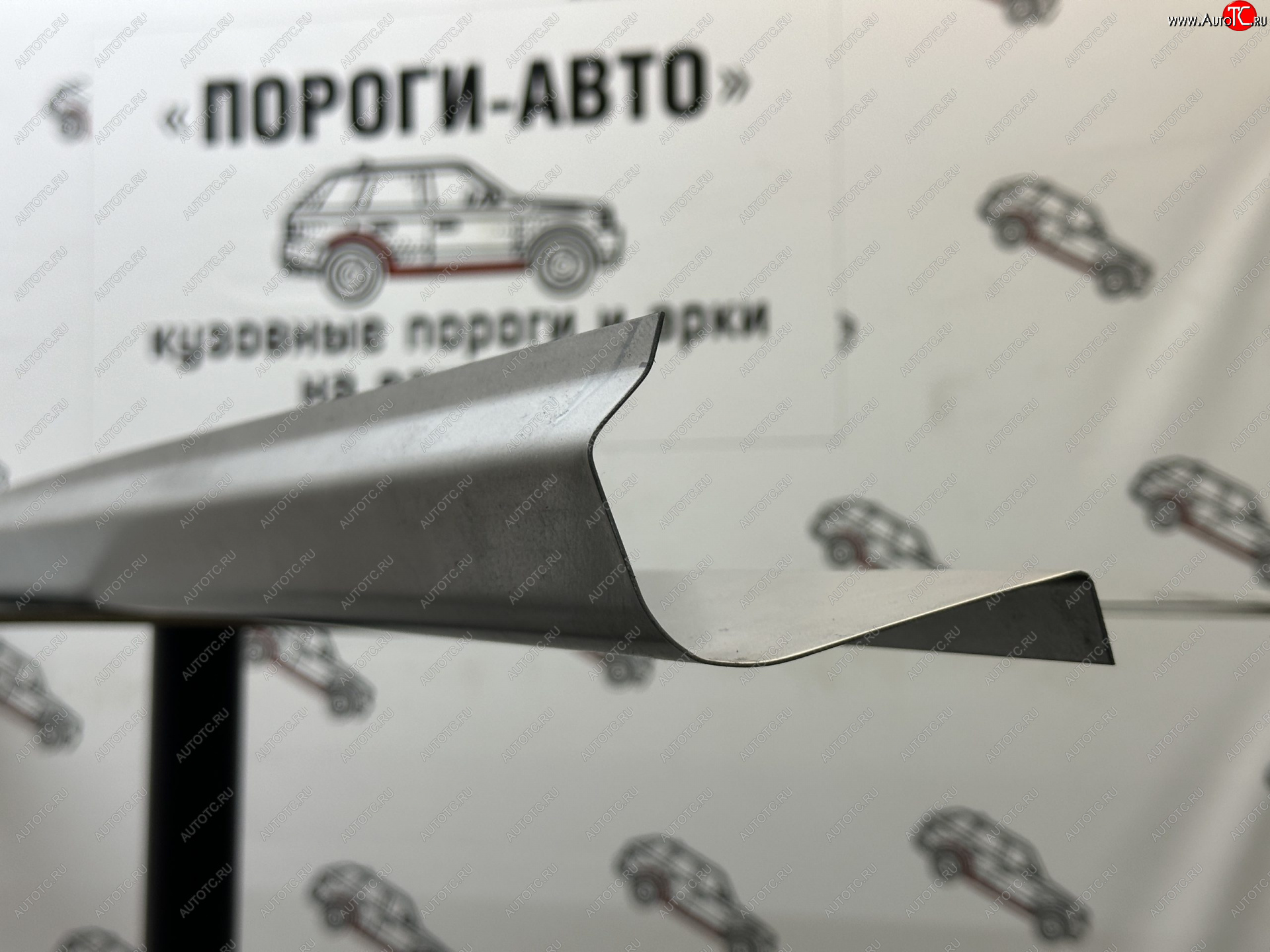 1 989 р. Левый ремонтный порог ПОРОГИ-АВТО  Mitsubishi Pajero  1 L040 (1982-1991) (холоднокатаная сталь 1 мм)  с доставкой в г. Воронеж
