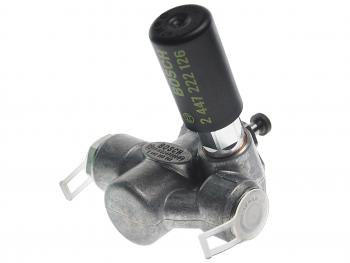 12 799 р. Насос топливный IVECO MAN VOLVO ТННД BOSCH BOSCH 0440008068  с доставкой в г. Воронеж. Увеличить фотографию 1