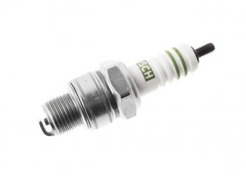 272 р. Свеча зажигания ГАЗ,ЗИЛ АИ-76 W9AC BOSCH BOSCH 0241225549  с доставкой в г. Воронеж. Увеличить фотографию 1
