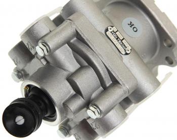 3 199 р. Кран DAF F65,75,85,95,65,75,85CF,95XF тормозной главный YON YON 05.5741.00 YON 05.5741.00  с доставкой в г. Воронеж. Увеличить фотографию 3