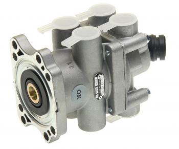 3 199 р. Кран DAF F65,75,85,95,65,75,85CF,95XF тормозной главный YON YON 05.5741.00 YON 05.5741.00  с доставкой в г. Воронеж. Увеличить фотографию 1