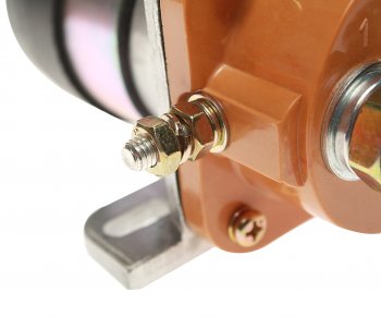 3 579 р. Выключатель массы дистанционный БЕЛАЗ 24V 150А 2-х контактный AVTOELECTRICA AVTOELECTRICA 1212.3737-07 ае  с доставкой в г. Воронеж. Увеличить фотографию 4