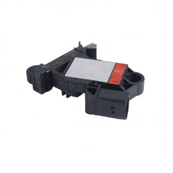 3 899 р. Реле регулятор VOLVO S40,S60,XC60,XC90 (04-) напряжения BOSCH BOSCH 1986ae0046 BOSCH 1986ae0046  с доставкой в г. Воронеж. Увеличить фотографию 2