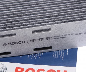 1 149 р. Фильтр воздушный салона VW Golf 5,Passat 6,Jetta 3 AUDI A3 SKODA Octavia (04-) угольный BOSCH BOSCH 1987432597  с доставкой в г. Воронеж. Увеличить фотографию 2