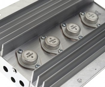 3 699 р. Преобразователь напряжения (инвертор) 24-12V 20А 160Вт ЭНЕРГОМАШ ЭНЕРГОМАШ 21.3759-03  с доставкой в г. Воронеж. Увеличить фотографию 3
