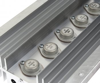 3 399 р. Преобразователь напряжения (инвертор) 24-12V 25А 200Вт ЭНЕРГОМАШ ЭНЕРГОМАШ 21.3759-04 (25а) ЭНЕРГОМАШ 21.3759-04 (25а)  с доставкой в г. Воронеж. Увеличить фотографию 3
