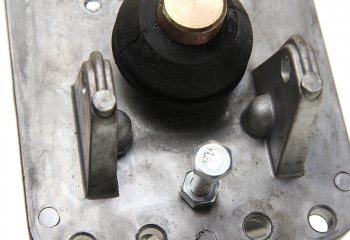3 899 р. Кран ЗИЛ,КАМАЗ,МАЗ тормозной 2-х секционный подпедальный MEGAPOWER MEGAPOWER 350-16-001  с доставкой в г. Воронеж. Увеличить фотографию 4