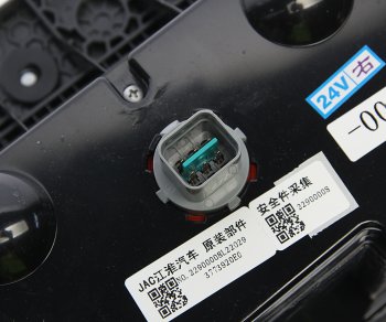 3 399 р. Фонарь задний JAC N75,N80 (12-) правый OE JAC 3773920e0-0001  с доставкой в г. Воронеж. Увеличить фотографию 4