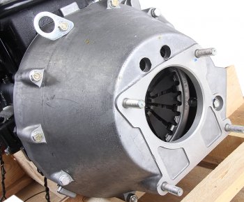 348 999 р. Двигатель ЗМЗ-40522 ГАЗ-3302,2217 ЕВРО-2 152 л.с. (под МИКАС 11) (ОАО ЗМЗ) № ЗМЗ 40522.1000400-100  с доставкой в г. Воронеж. Увеличить фотографию 6