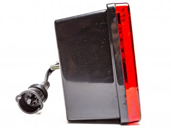 1 999 р. Фонарь задний КАМАЗ,МАЗ,УРАЛ левый с проводом (вилка СЦАЗ) AVTOELECTRICA AVTOELECTRICA 7452.3716-08 ае  с доставкой в г. Воронеж. Увеличить фотографию 4