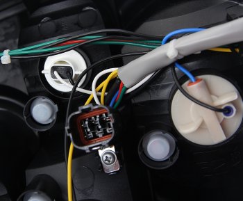 11 199 р. Фонарь задний SSANGYONG Rexton (06-) правый с противотуманной фарой OE SSANGYONG 8360208b12  с доставкой в г. Воронеж. Увеличить фотографию 5
