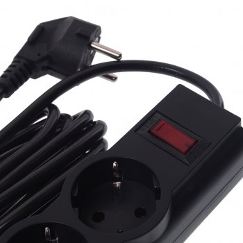929 р. Фильтр сетевой 5м 10А 2200Вт 5 гнезд + 2 USB с заземлением черный DEFENDER DEFENDER 99755  с доставкой в г. Воронеж. Увеличить фотографию 2