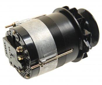 5 599 р. Генератор МТЗ-50,52,ЛТЗ,ЮМЗ дв.Д-50,Д-65 14В AVTOELECTRICA AVTOELECTRICA г700.00.1 ае  с доставкой в г. Воронеж. Увеличить фотографию 2