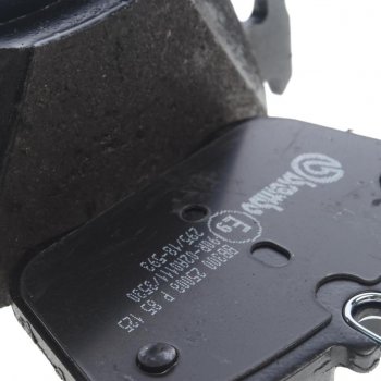 2 999 р. Колодки тормозные задние (4шт.) BREMBO Volkswagen Golf 7 дорестайлинг, хэтчбэк 5 дв. (2012-2017)  с доставкой в г. Воронеж. Увеличить фотографию 2