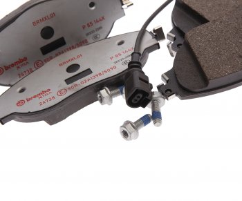 16 349 р. Колодки тормозные передние с датчиком (4шт.) BREMBO Volkswagen Passat B7 седан (2010-2015)  с доставкой в г. Воронеж. Увеличить фотографию 2