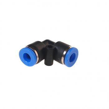 Фитинг для пластиковых трубок угловой 6мм ROCKFORCE ROCKFORCE rf-spv06