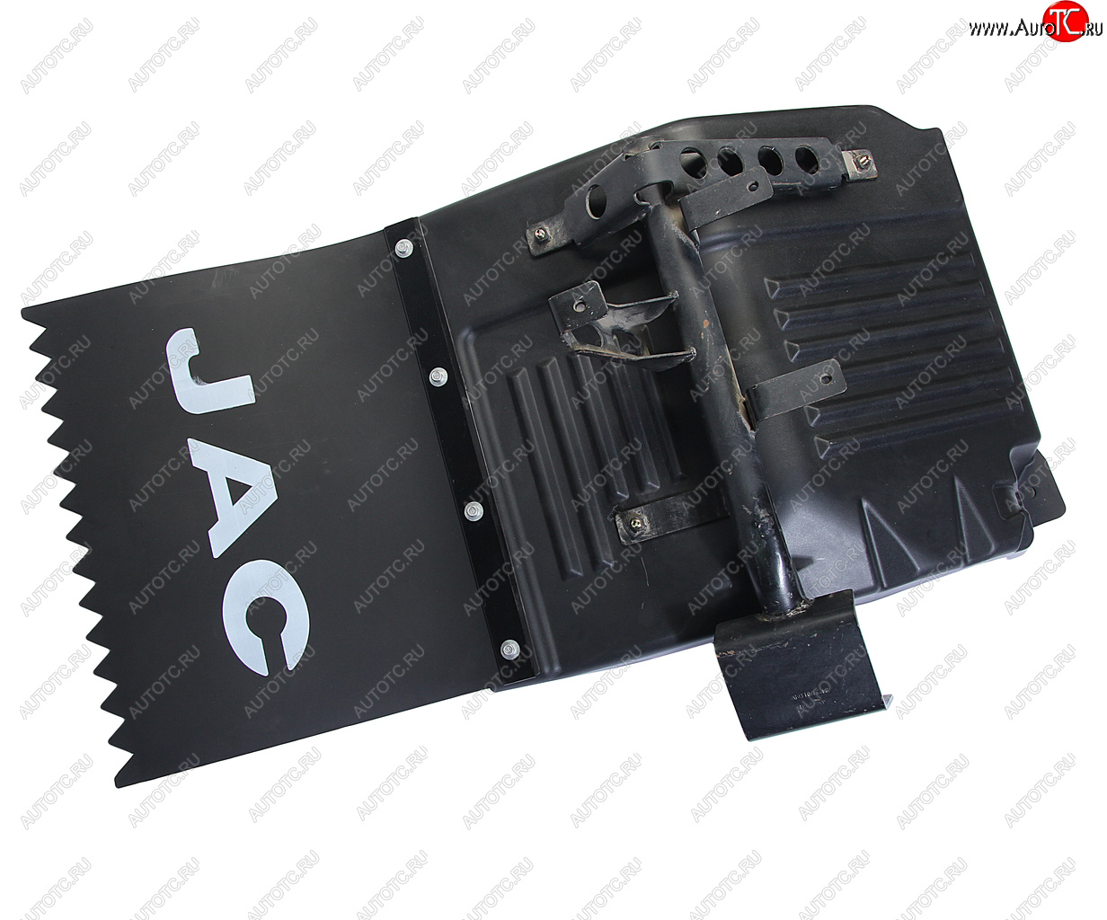 15 499 р. Брызговик JAC N120 передний левый в сборе OE JAC z8403110le094(le094)  с доставкой в г. Воронеж